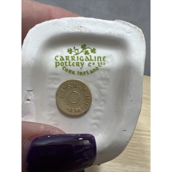 Vtg. Irish Castles, Shamrock Salt & Pepper Shakers Carrigaline Pottery Ireland - Picture 5 of 5